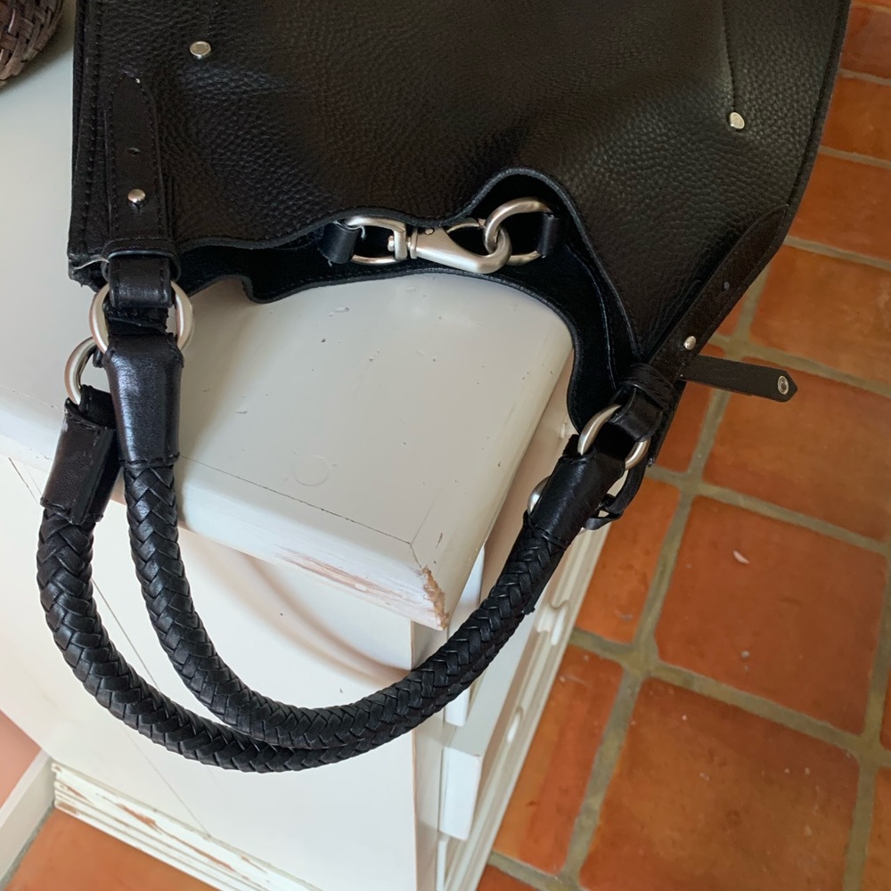 Cole Haan beautiful black leather pebble finished purse 2 braided handles.. - Picture 4 of 9